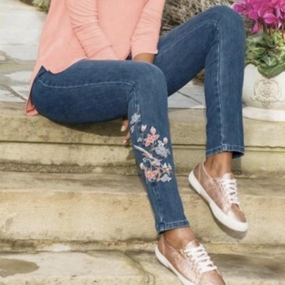 Soft Surroundings‎ Metro Floral Bird Embroidery Pull On Jean Pants Women Size S